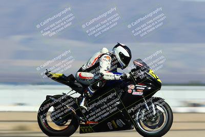 media/May-15-2022-SoCal Trackdays (Sun) [[33a09aef31]]/Back Straight Speed Shots (835am)/